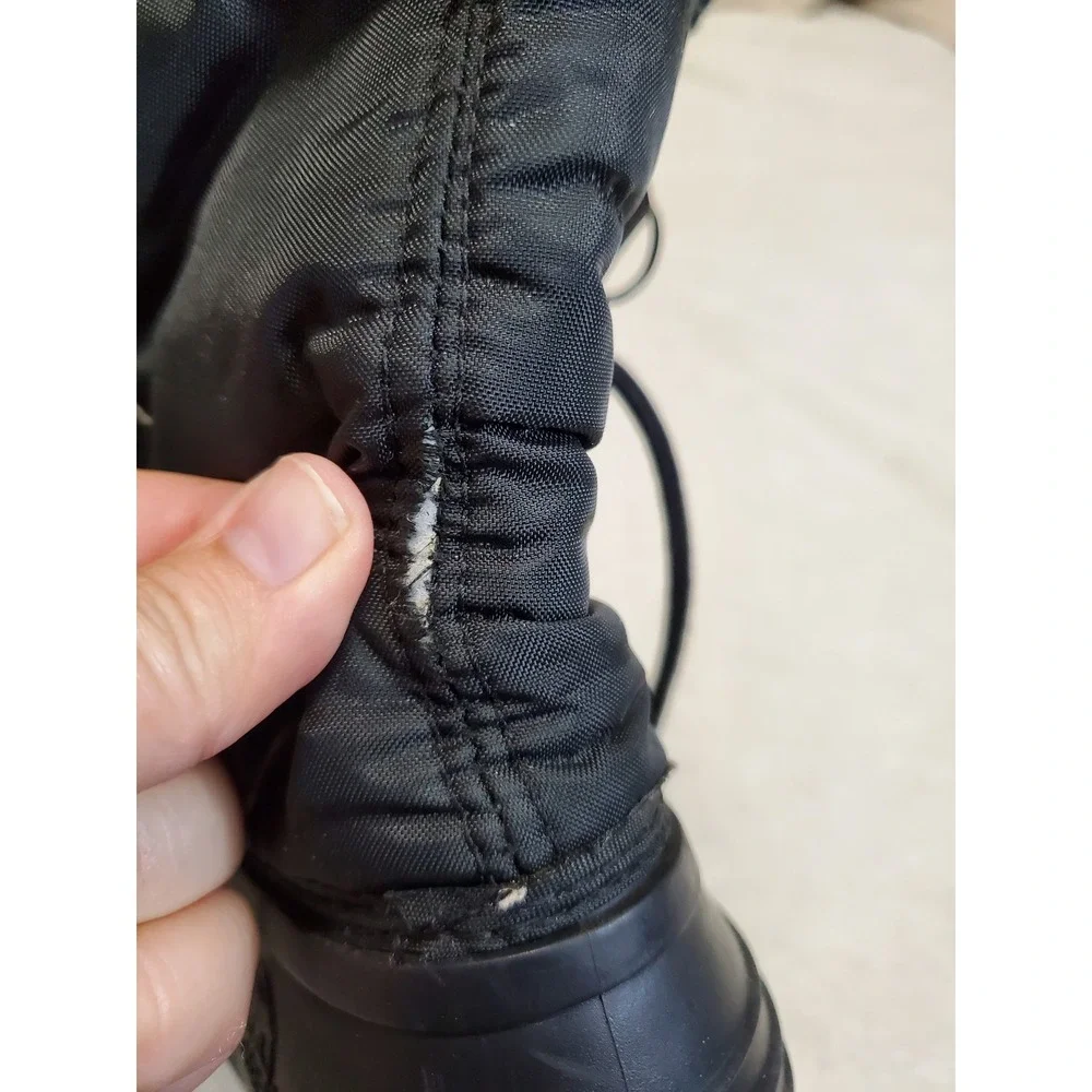 Sorel Black Puffer Fuzzy Snow Winter Boots Women 8 Casual Cozy Gorpcore Outdoor